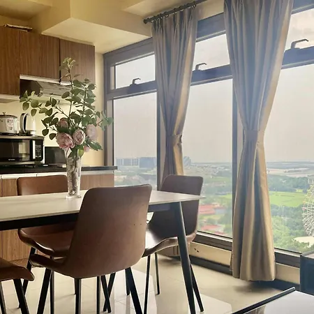 Moonsky Suites